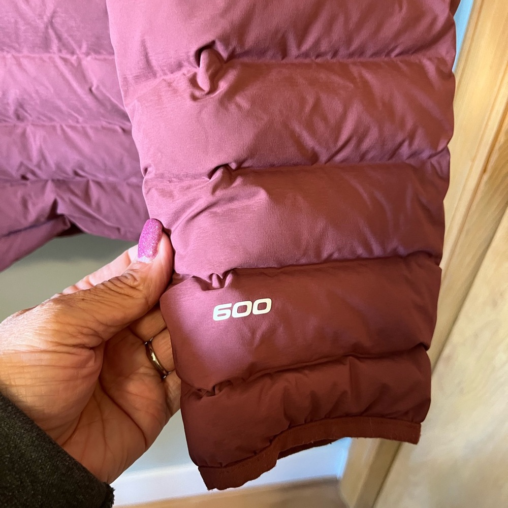 The North Face Maroon Women's Jacket - Picture 3 of 6